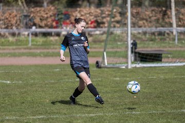 Bild 11 - wBJ VfL Pinneberg - Waldd�rfer SV : Ergebnis: 5:0